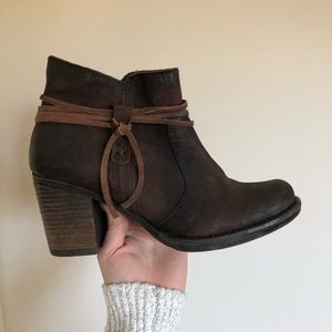 Mix Mooz- Brown Real Leather Heeled Boots w/ Ties